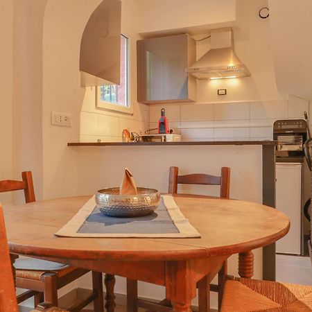 "La Petite Maisonnette" Au Calme, Proche Plage Menton Exterior photo