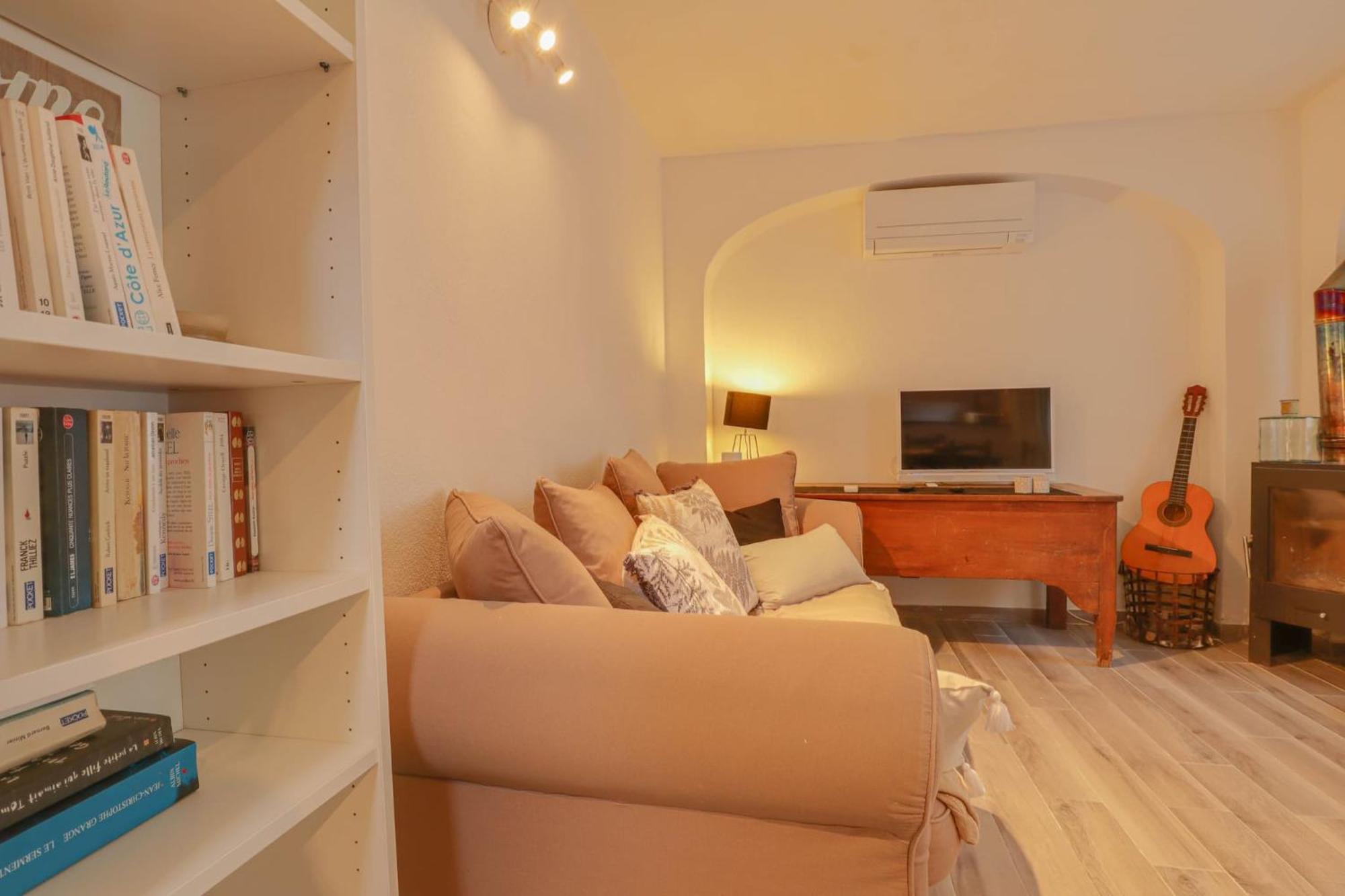 "La Petite Maisonnette" Au Calme, Proche Plage Menton Exterior photo