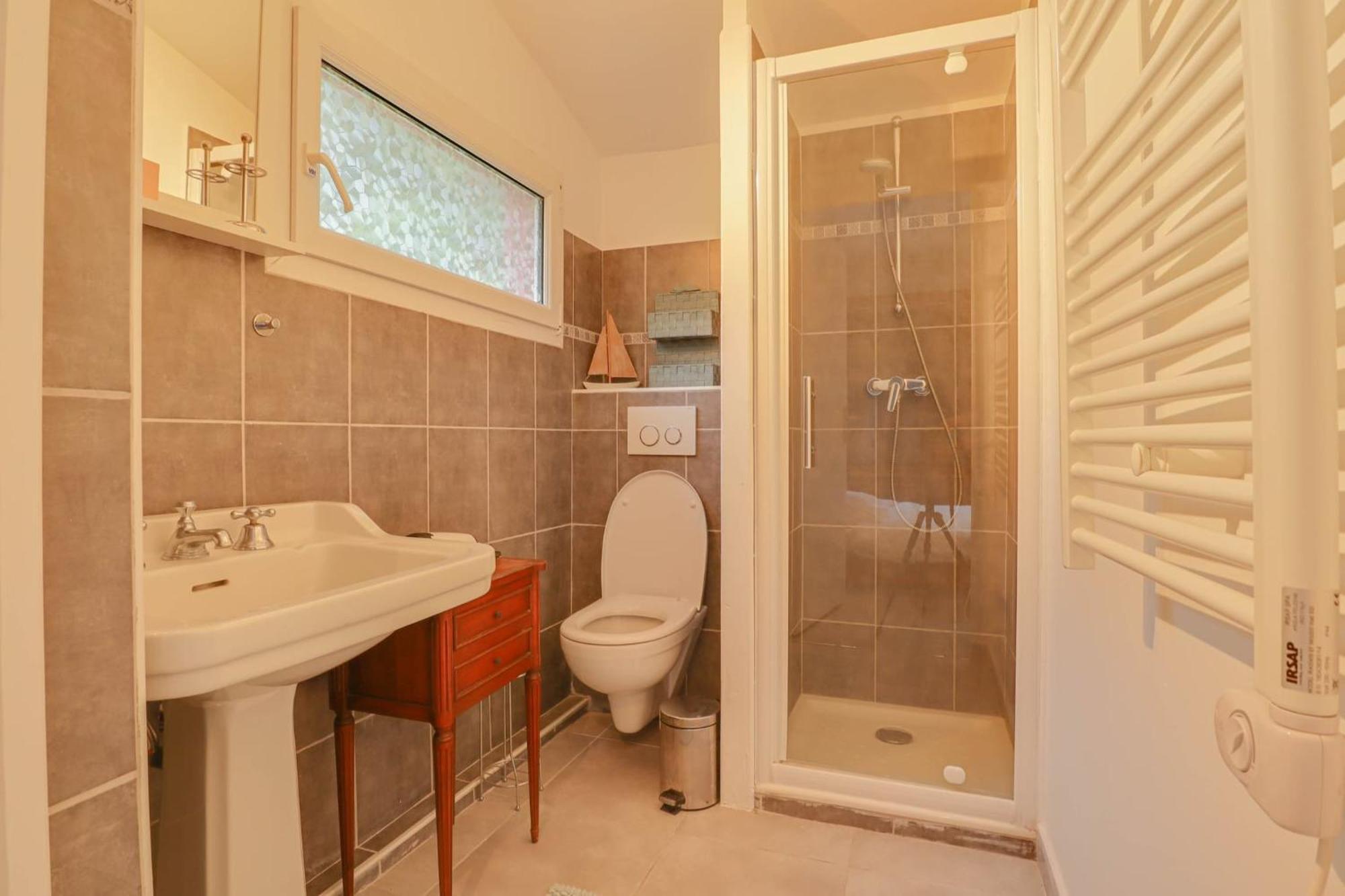 "La Petite Maisonnette" Au Calme, Proche Plage Menton Exterior photo