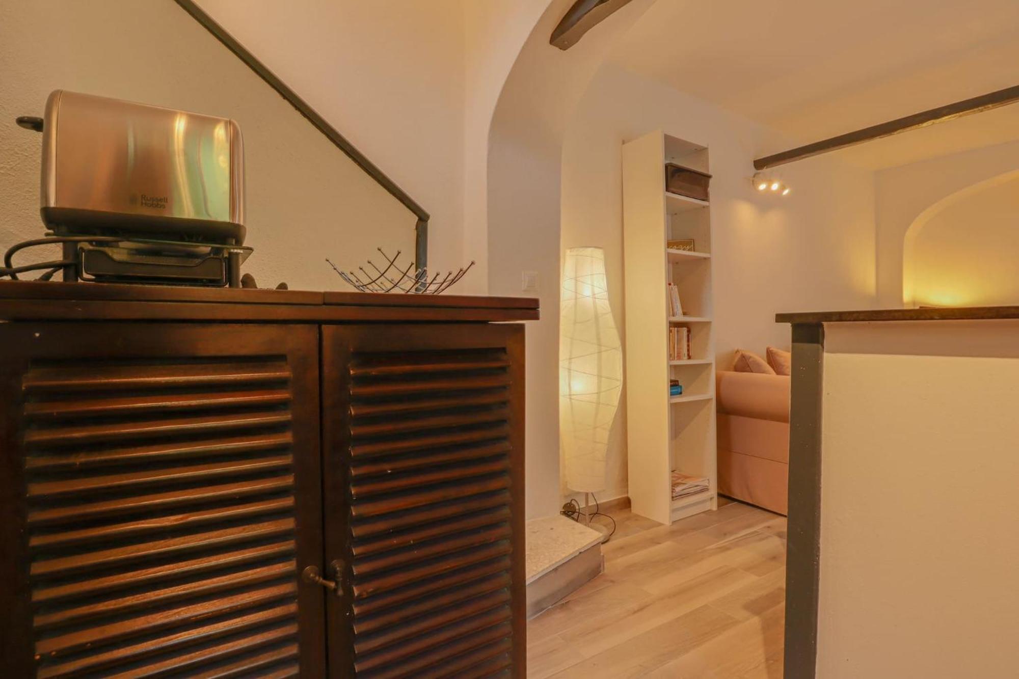 "La Petite Maisonnette" Au Calme, Proche Plage Menton Exterior photo